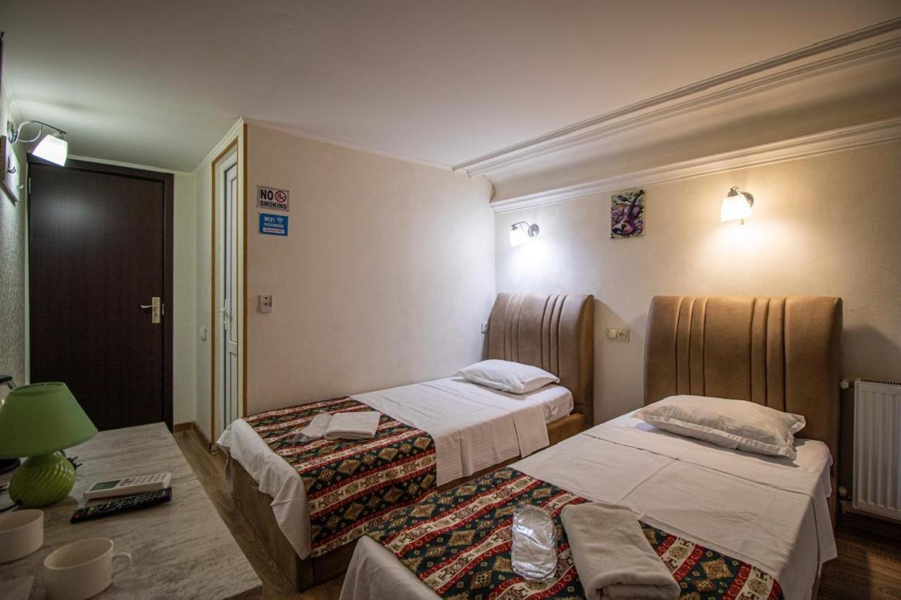 Hotelharmony Tiflis Exterior foto